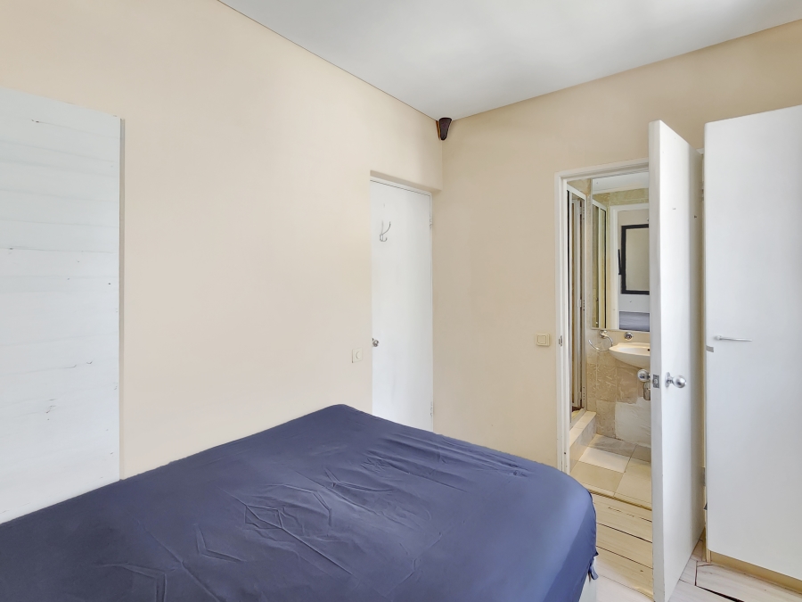 4 Bedroom Property for Sale in Sea Point Western Cape